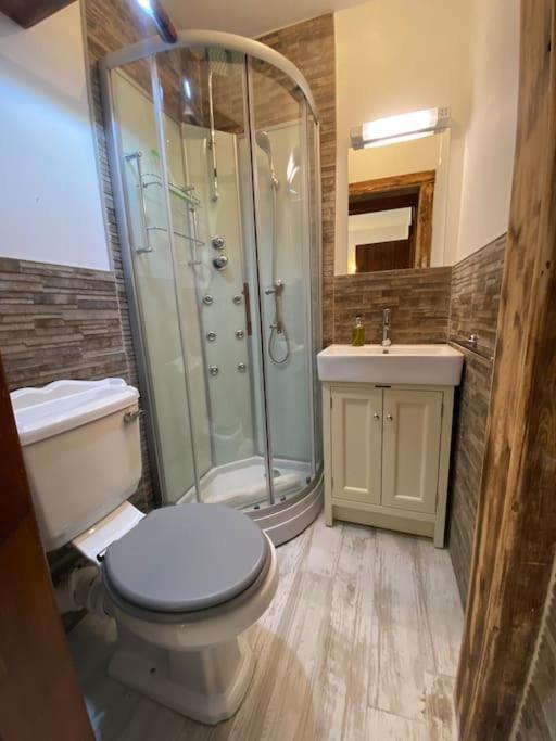 Eco-Friendly Dorset Cottage With Spa Set In Heart Of Countryside Sydling St Nicholas Esterno foto